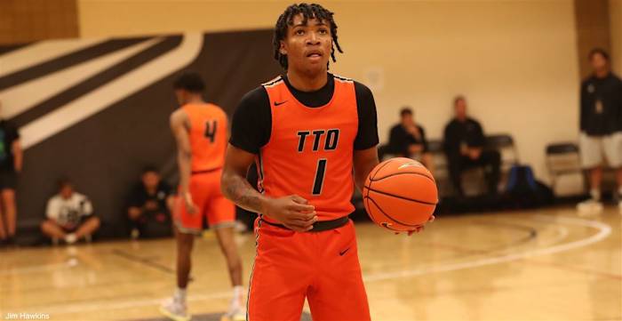 2024 point guard Daquan Davis